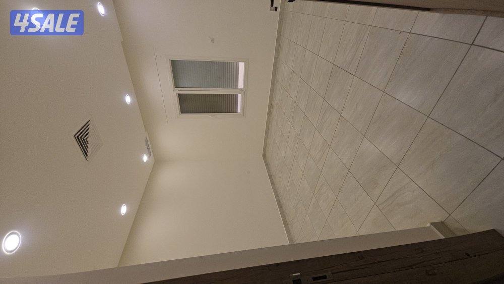 للإيجار شقه ٣ غرف و صاله ودورتين مياه و مطبخ مجهز3