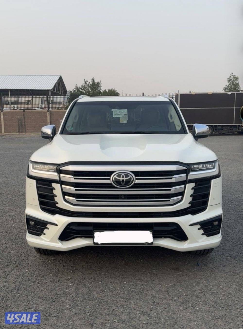 لاندكروزر VXR0