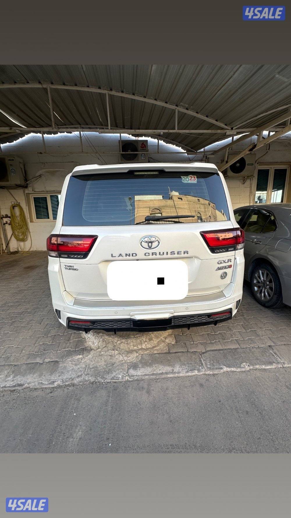 لاندكروزر ايرو اس  صبغ الوكاله اللون صدفي شرط الفحص وكاله ماشي ميه3