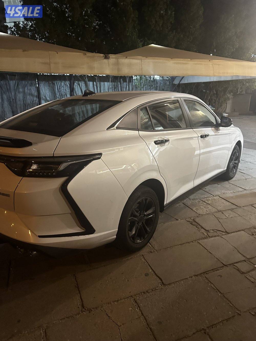 للبيع    صالون D30 20261