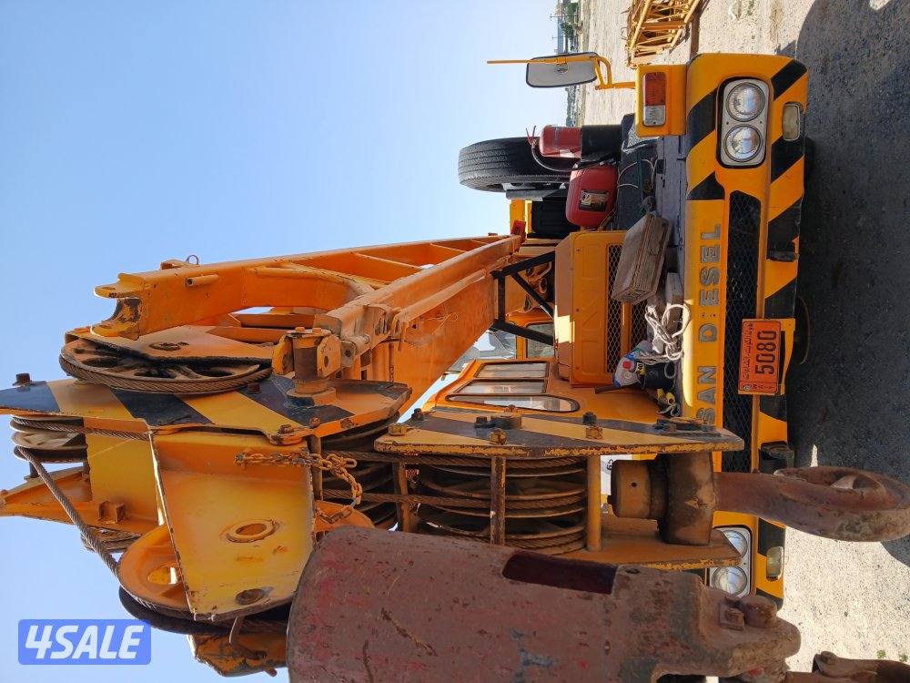 كرين كوبيلكو ياباني نيسان  لبيع  موديل  19 852