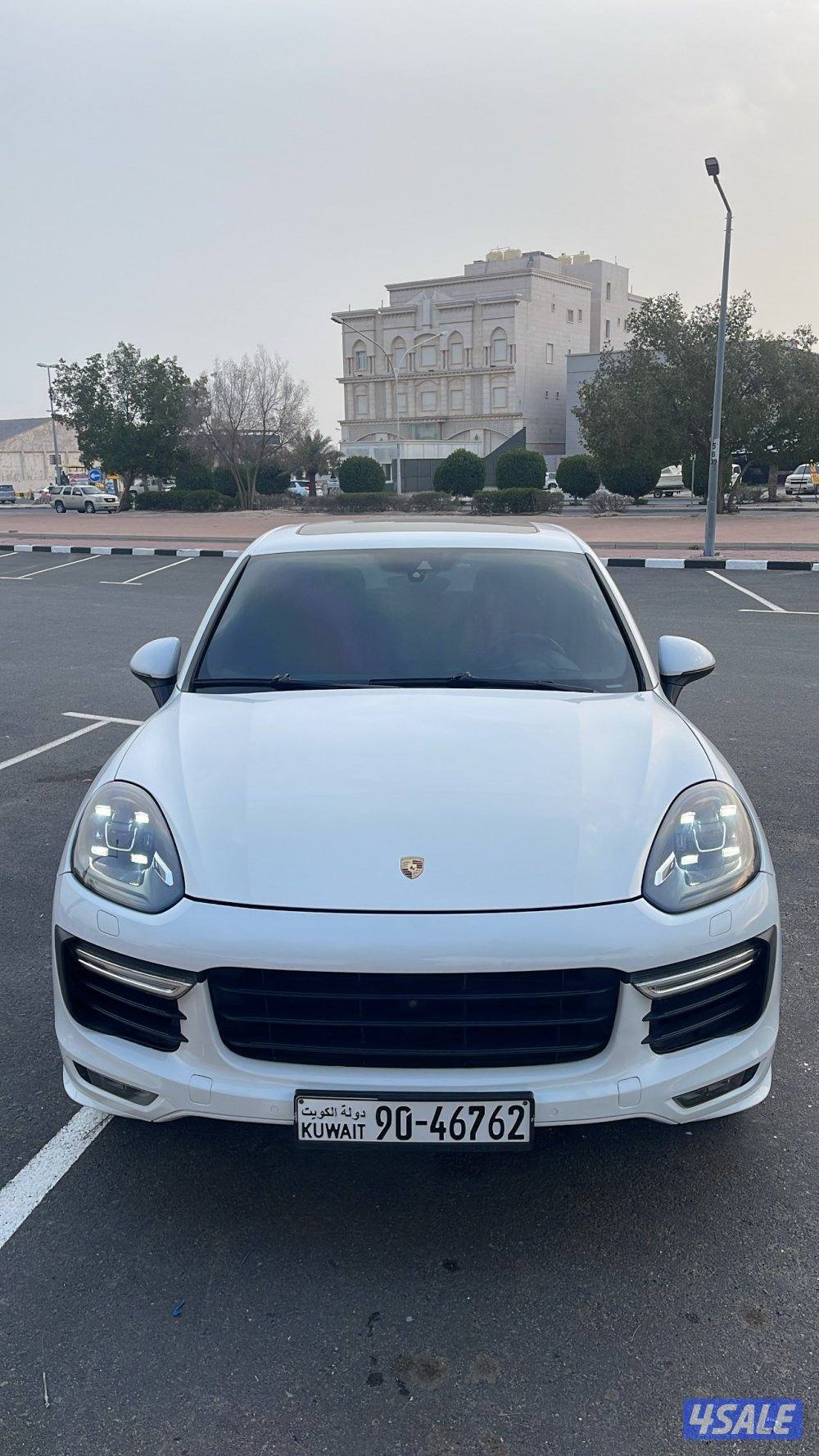 للبيع بورش 2016 كايين Gts شرط الفحص( قير مكينه شاصي )بدي قطعه وحده دبه1