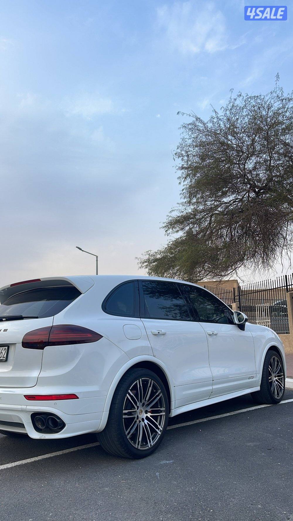 للبيع بورش 2016 كايين Gts شرط الفحص( قير مكينه شاصي )بدي قطعه وحده دبه6