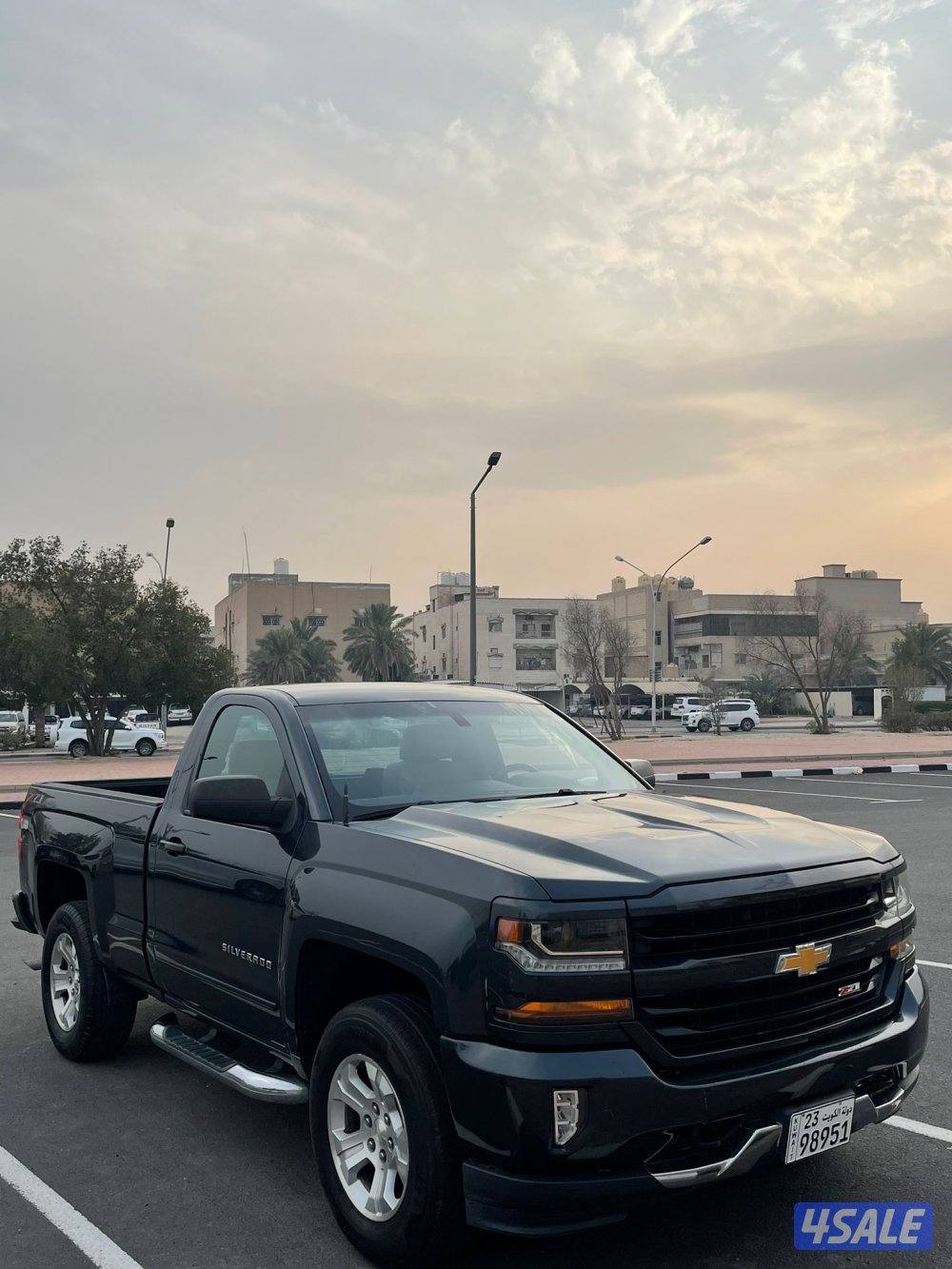 للبيع سلفرادو موديل 2018 شرط الفحص0