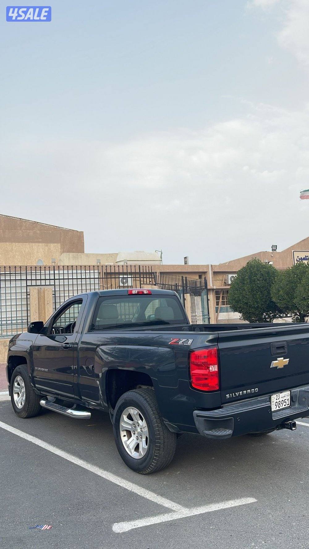 للبيع سلفرادو موديل 2018 شرط الفحص3