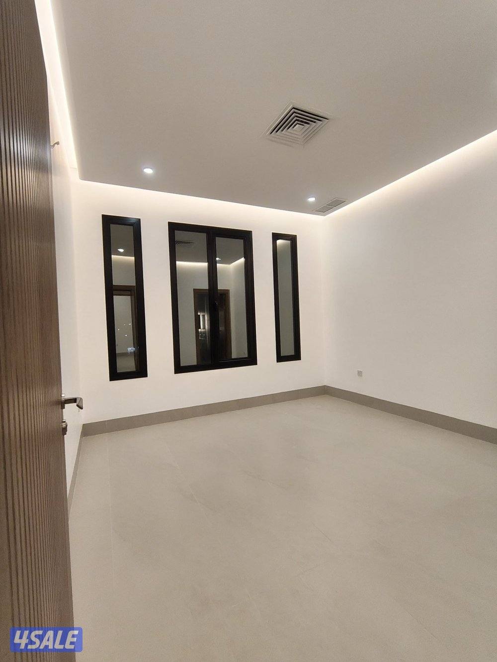 للإيجار شقة فخمة الدسمة جديدة & شقق رميثية السلام القصور فيلا الوفرة2