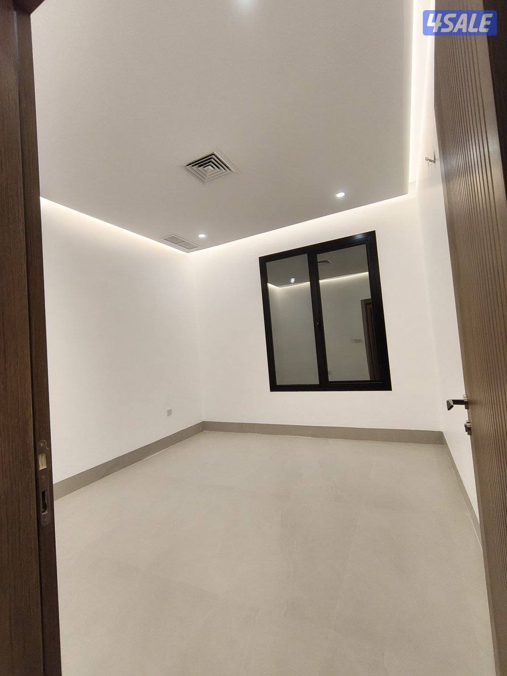 للإيجار شقة فخمة الدسمة جديدة & شقق رميثية السلام القصور فيلا الوفرة5