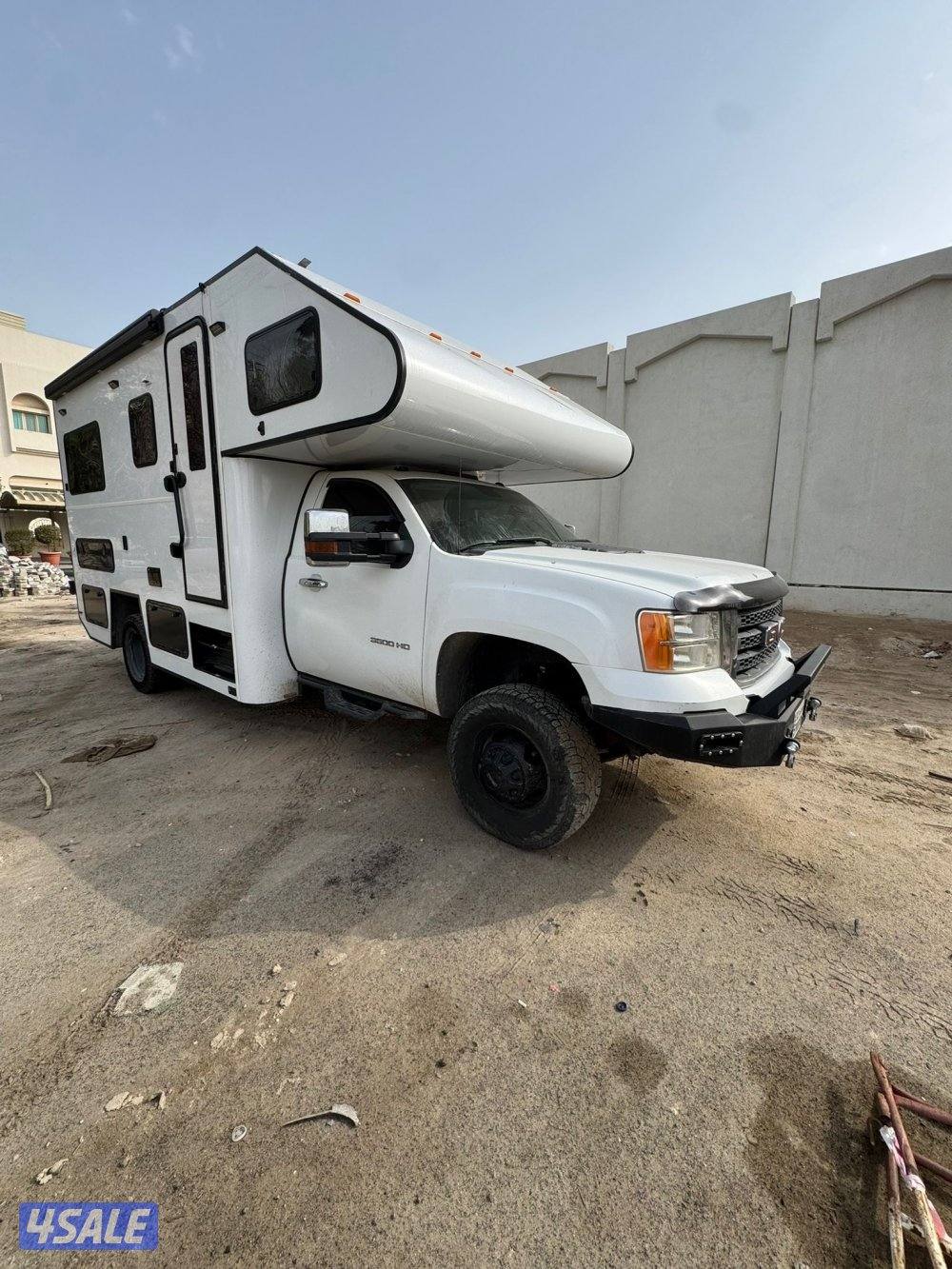 للبيع كمبر مصنع يوني كار تحت الكفالة موديل 20250