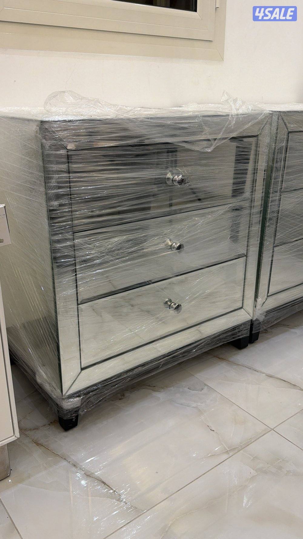 طقم غرفة نوم من ابيات سعرهم فوق 750 دينار جديد لم يستخدم3