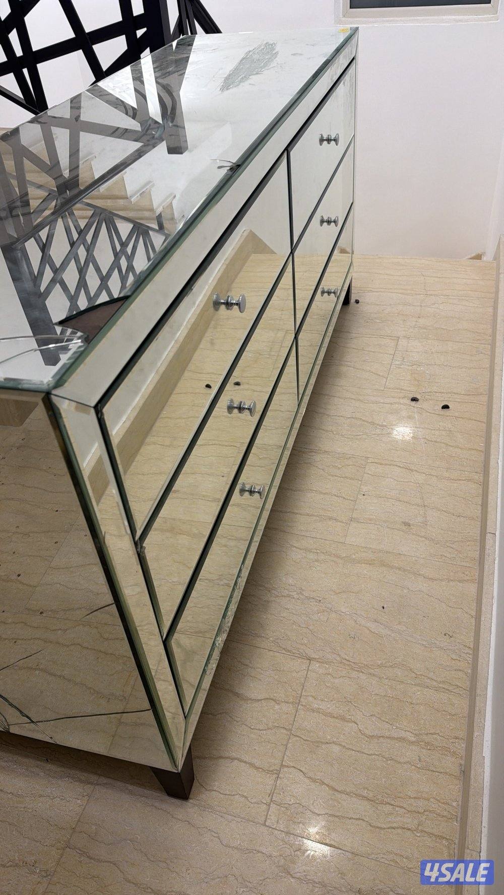 طقم غرفة نوم من ابيات سعرهم فوق 750 دينار جديد لم يستخدم4