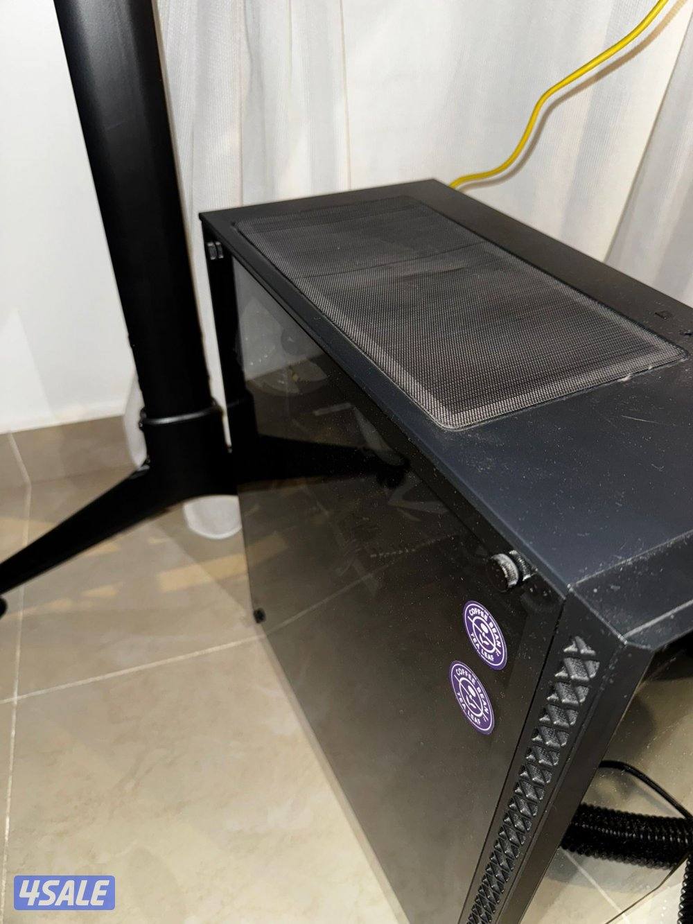 للبيع بي سي مع كامل اغراضه  كرت 2060 super  معالج i5 الجيل العاشر5