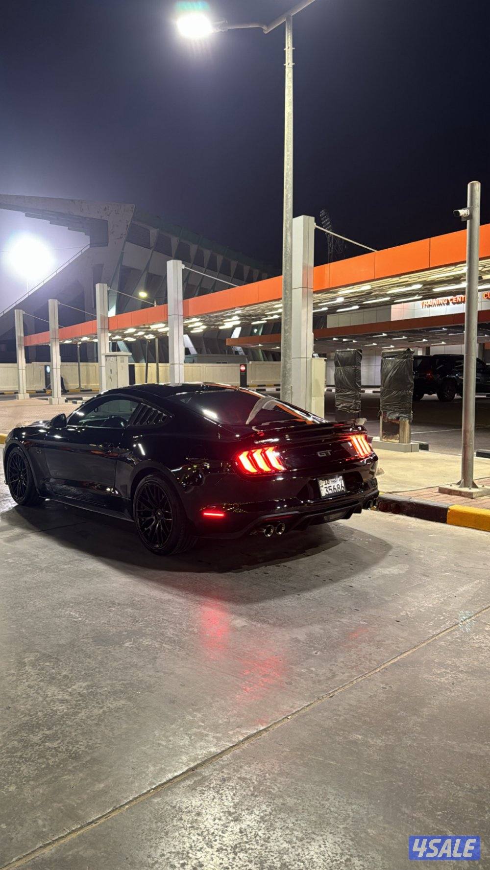 سلام عليكم للبيع موستنج الفل 5.0 gt0