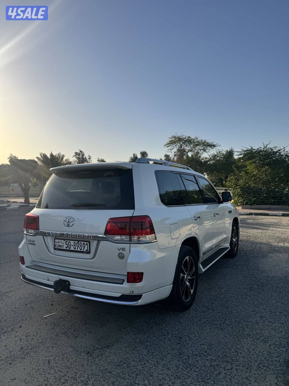 لاند كروزر 2021 غراند تورينق4