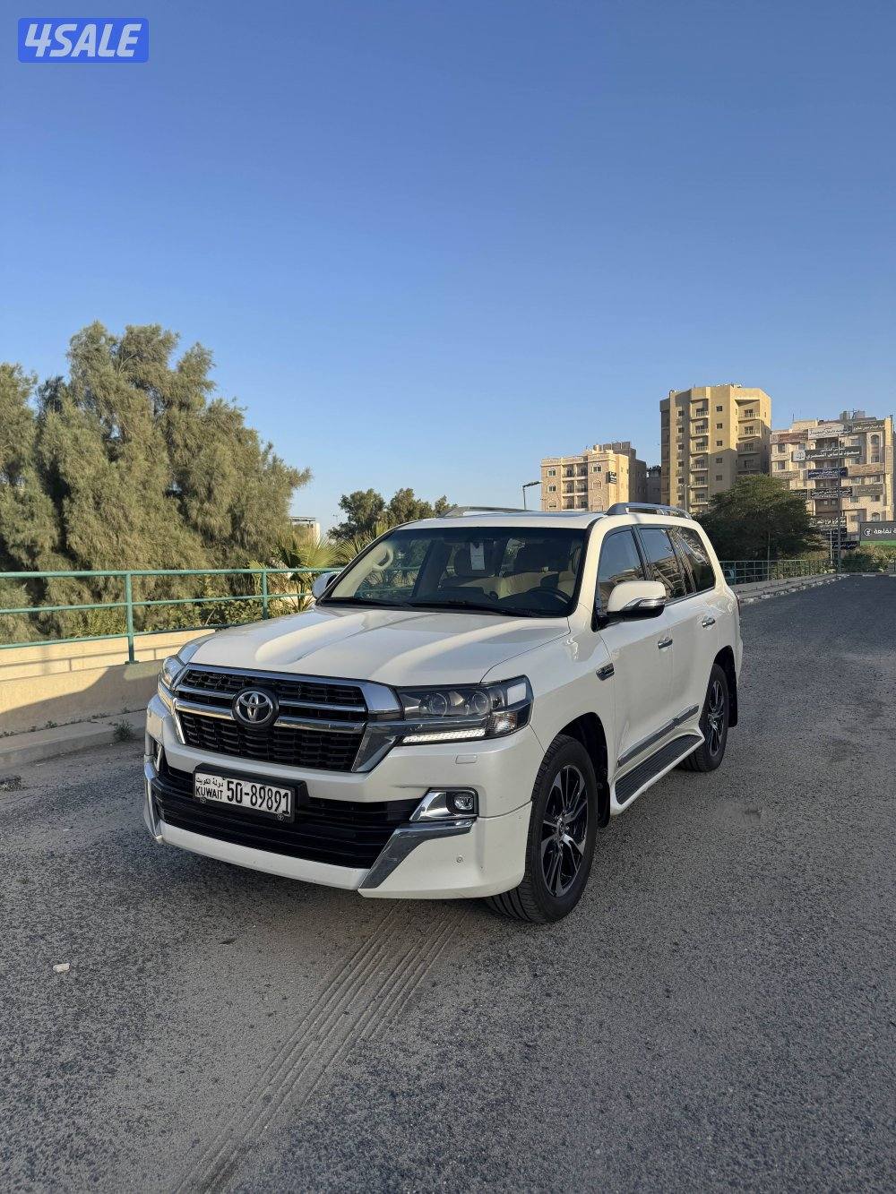 لاند كروزر 2021 غراند تورينق5