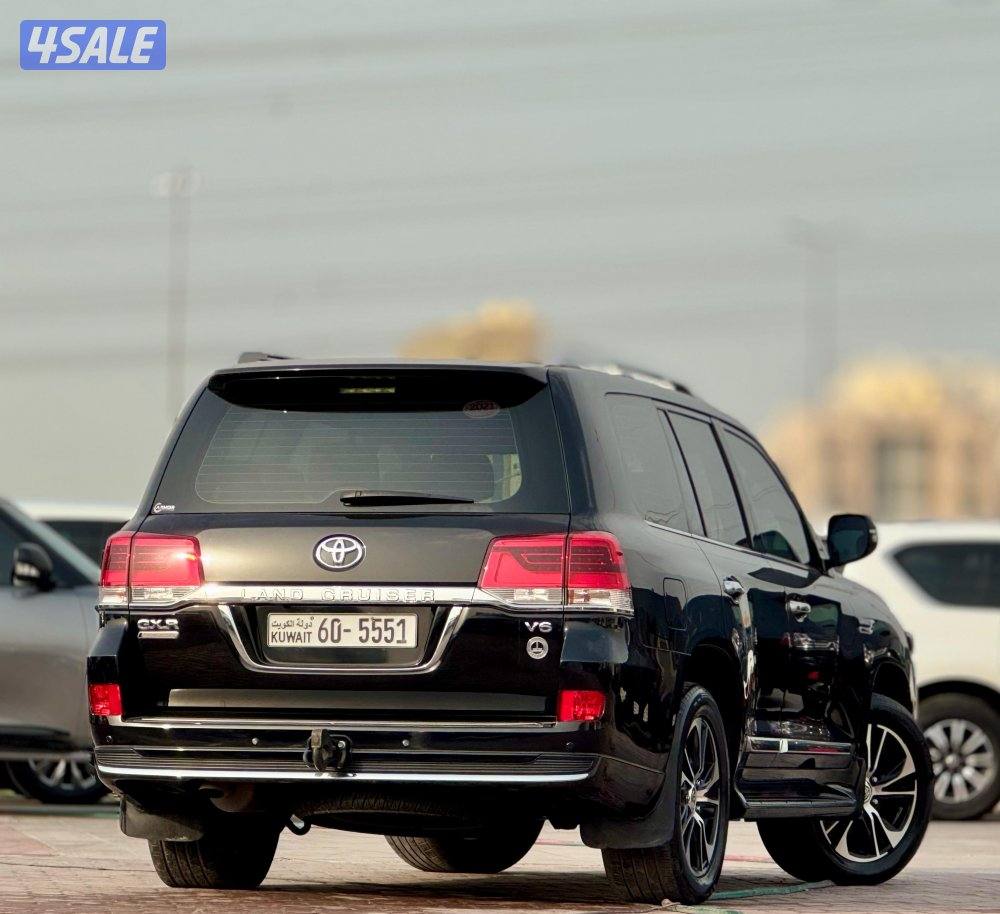 لاندكروزر تورنق سقنجر 2021 سته سلندر شرط الفحص3