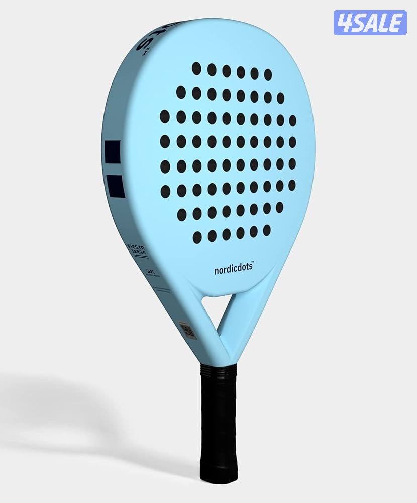 NORDICDOTS PADEL RACKET WITH A COVER0