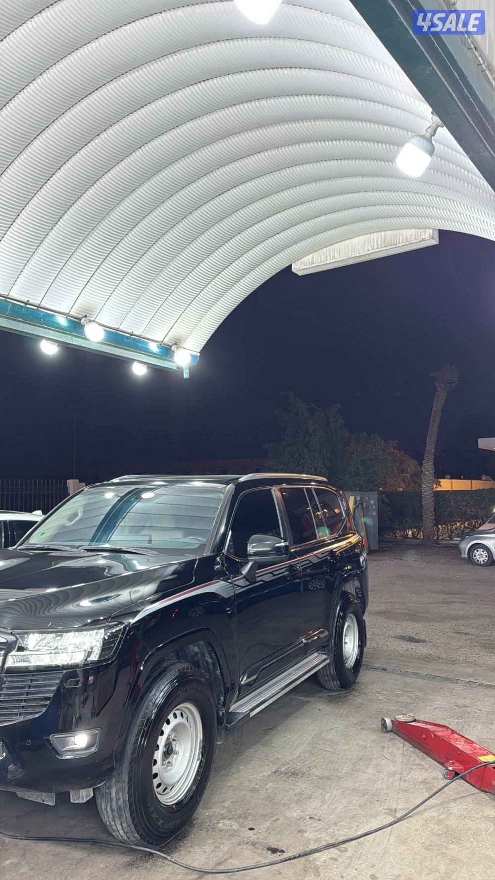 للبيع رنقات وبوالين ماكسس ابو جمل مقاس 171