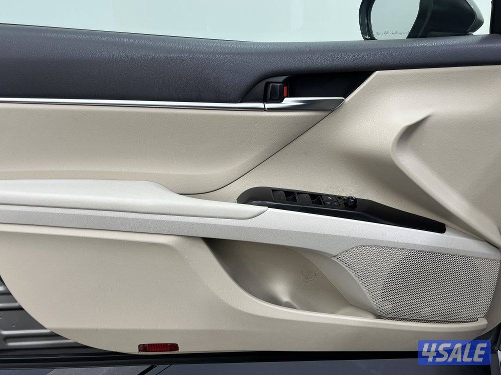 TOYOTA CAMRY Toyota CAMRY 202110