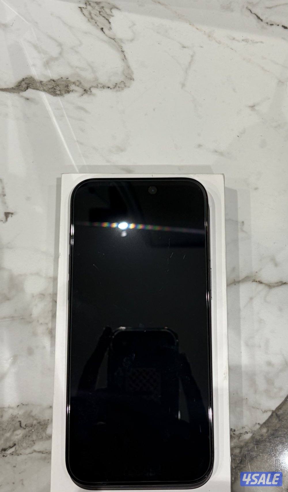 Iphone 16 pro max with box and his charge new and warranty.0