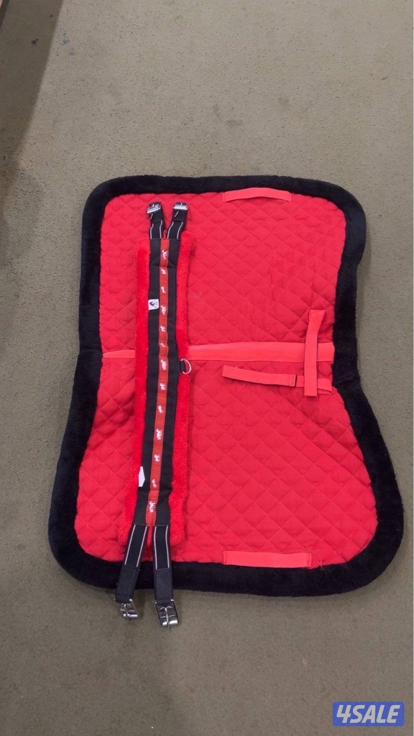 سرج جديد و كامل استعمل مرتين و معه قود2