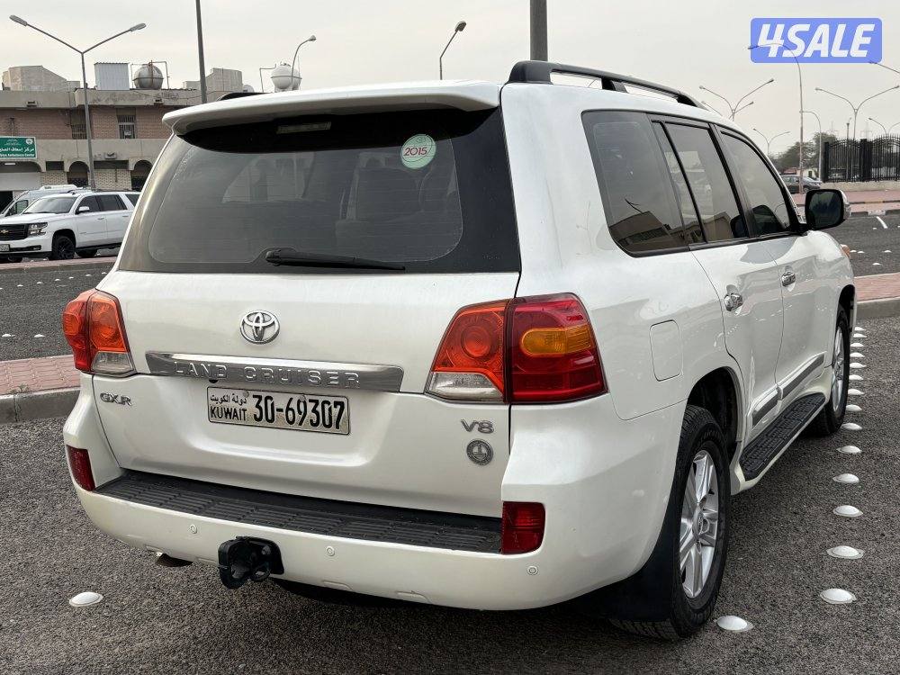 لاندكروزر 20150