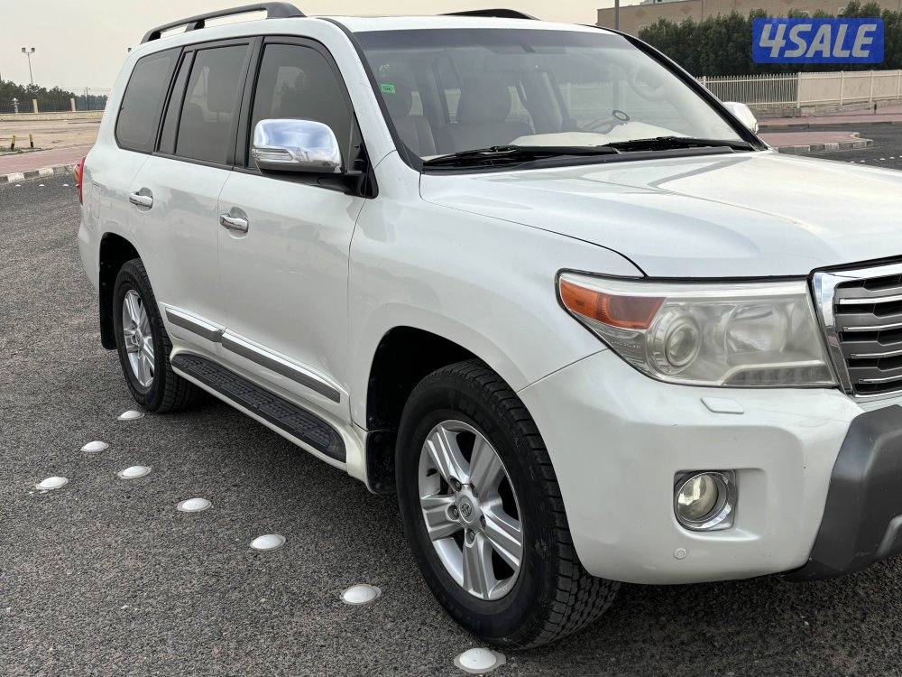 لاندكروزر 20151