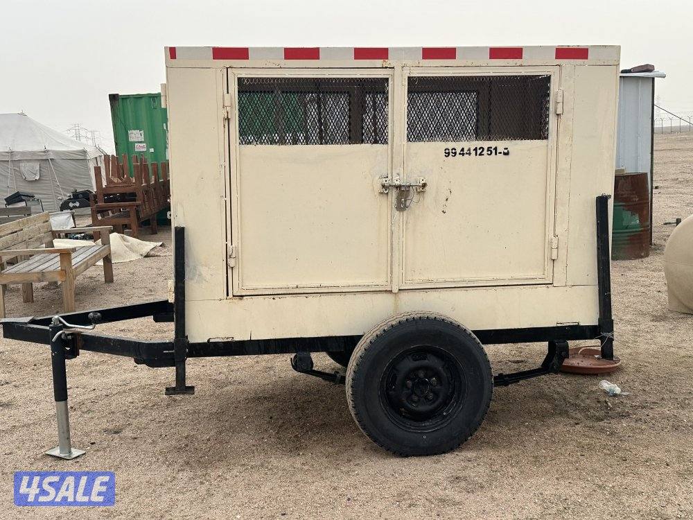 للبيع عربانة سحب لنقل الحلال او المعدات او التخزين.1