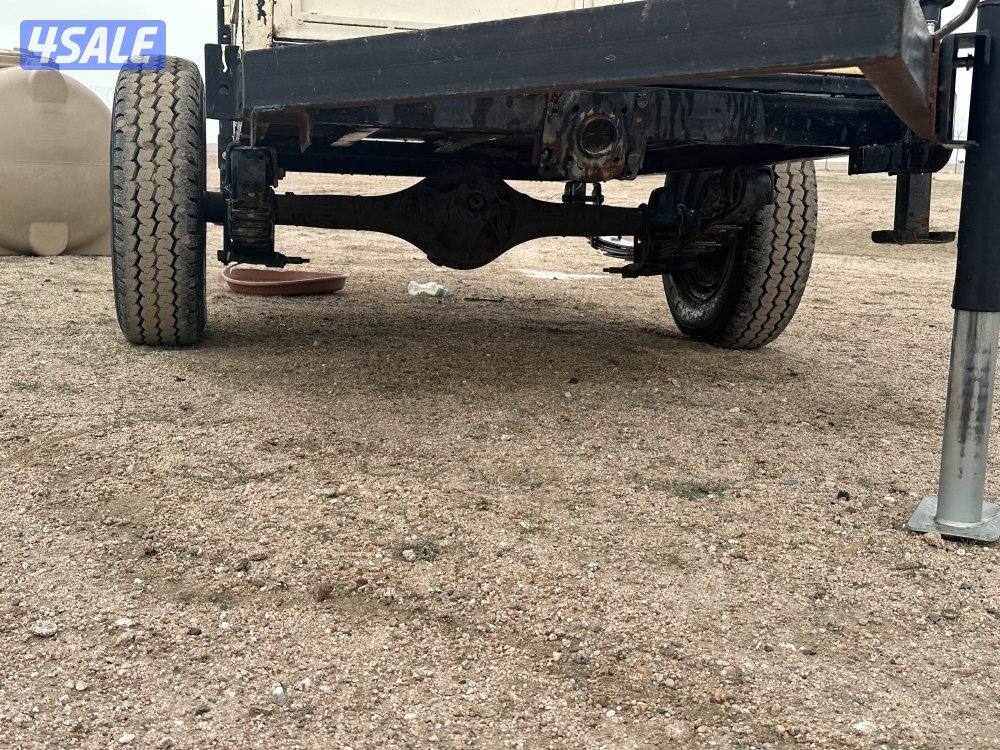 للبيع عربانة سحب لنقل الحلال او المعدات او التخزين.2