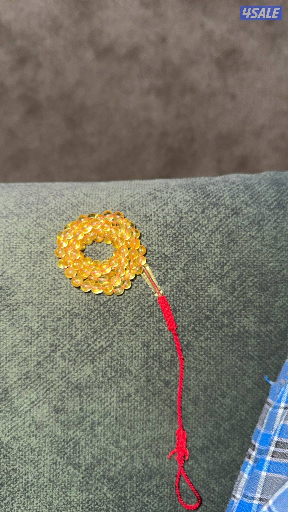 ثلاث مسابيح كهرب0