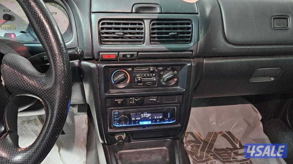 سوبارو إمبريزا 19998