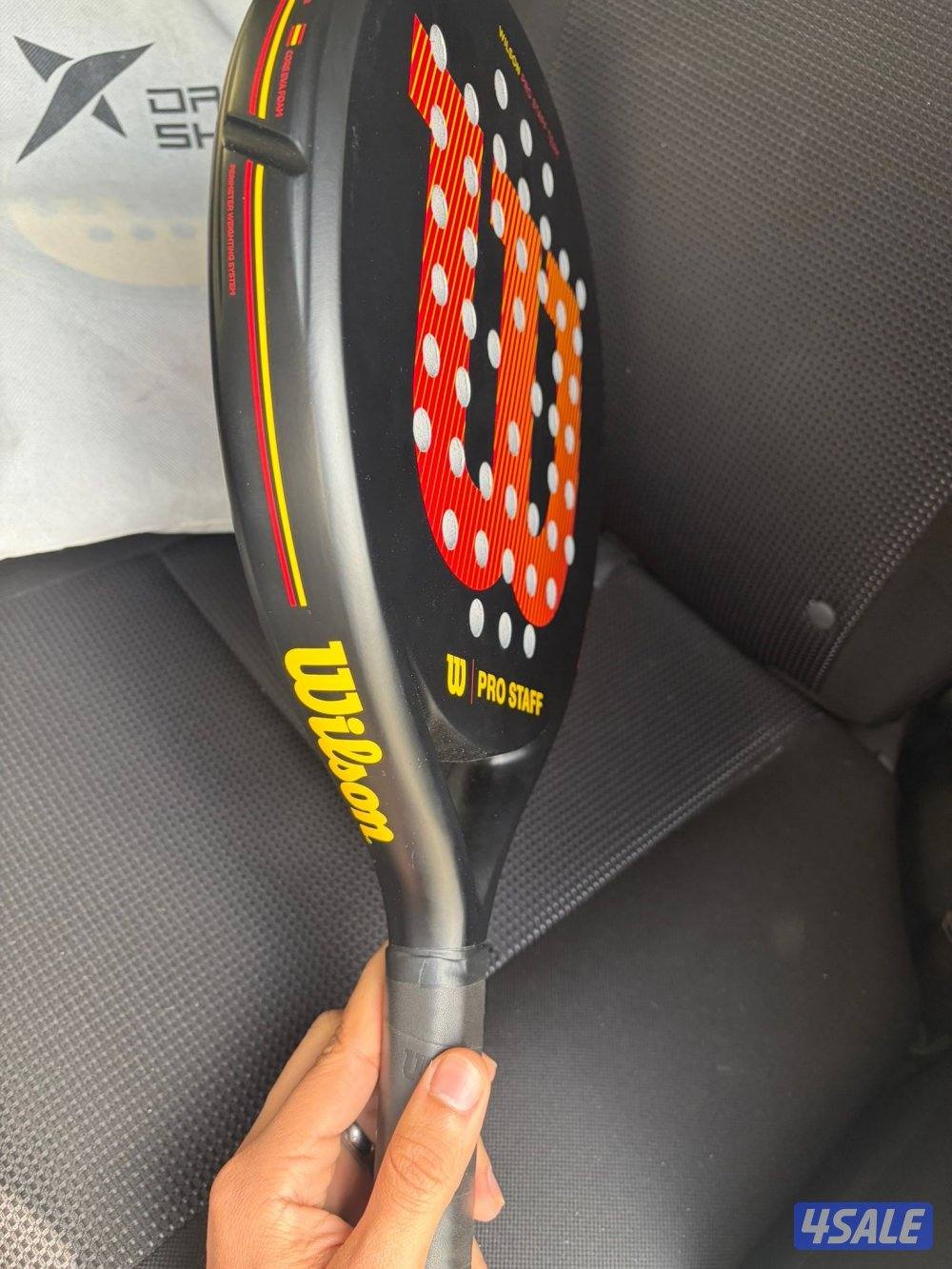 Padel racket wilson pro كالجديد0