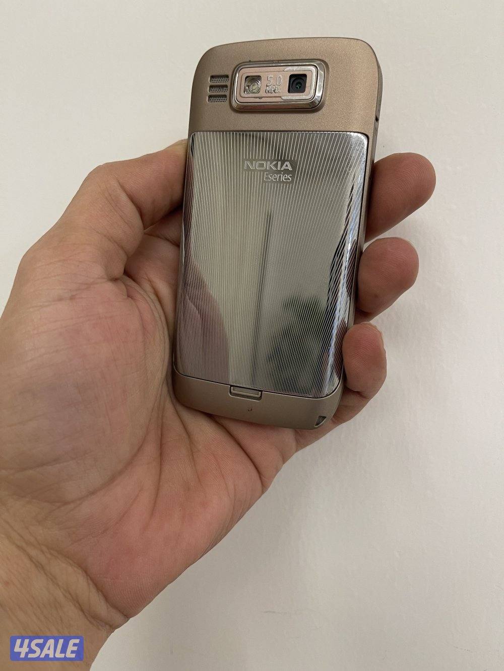 للبيع جهازين نوكيا بحاله ممتازه6