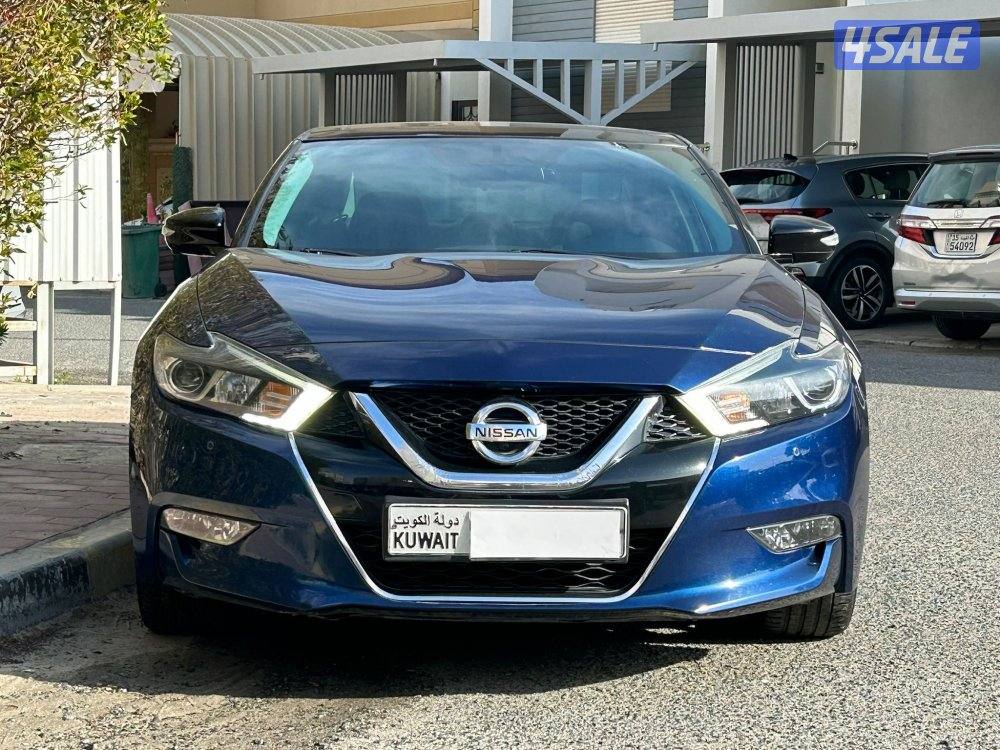 للبيع ماكسيما SR/20180