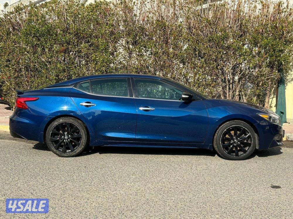 للبيع ماكسيما SR/20184