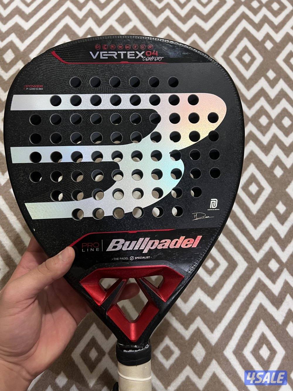 Padel Racket Bullpadel and NOX2