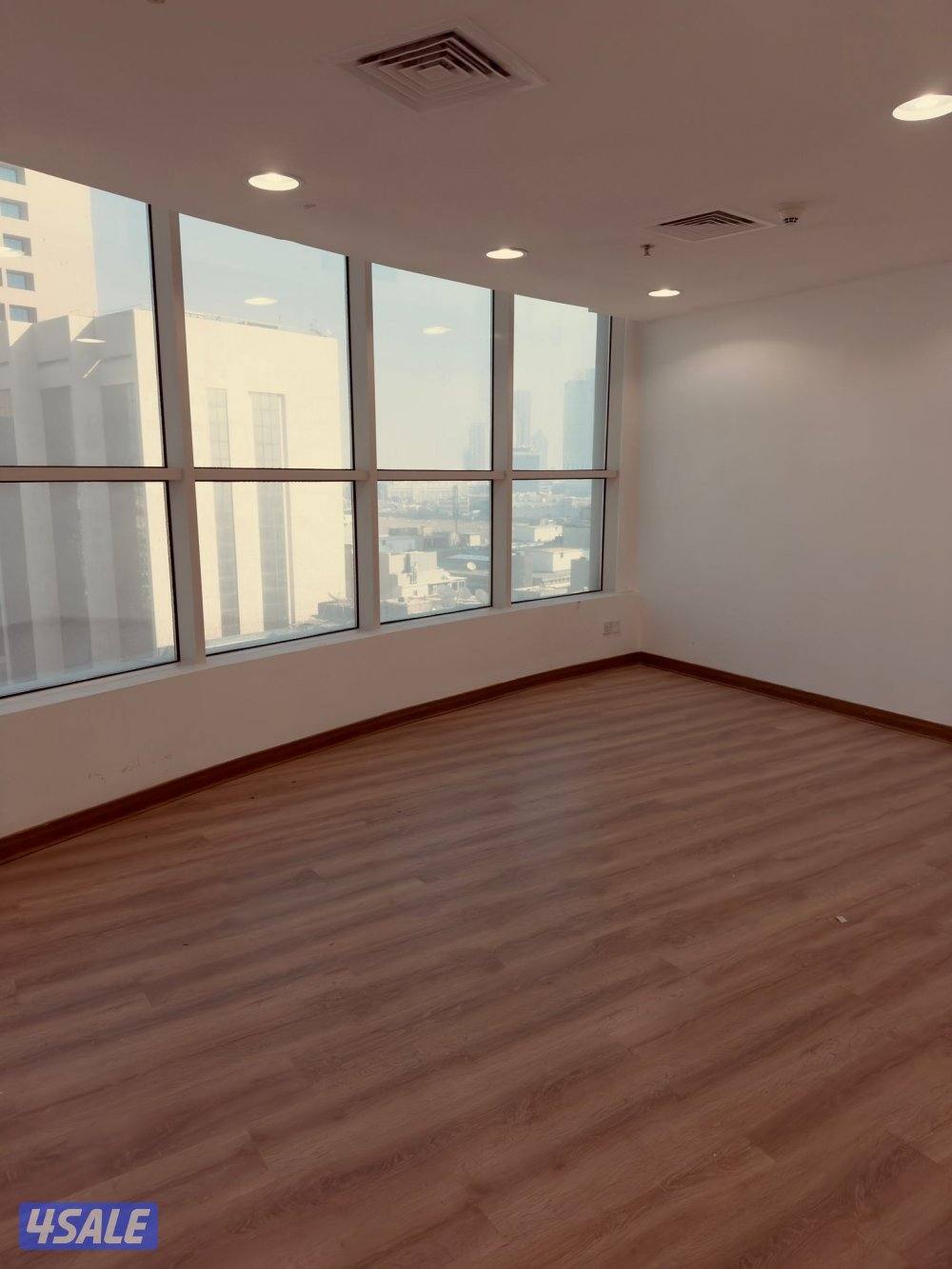 مكاتب و أدوار للايجار مساحات مختلف و أرقام آليه تصل الى ٨ للدور14