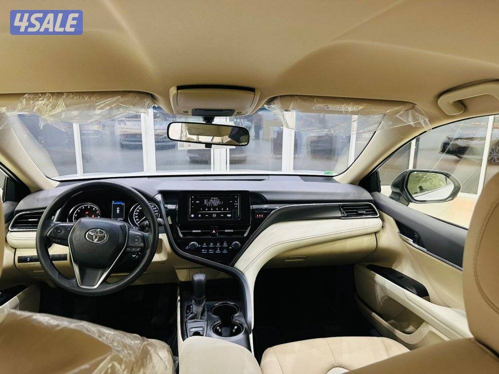 للبيع تويوتا كامري LE  2.5 موديل 20246