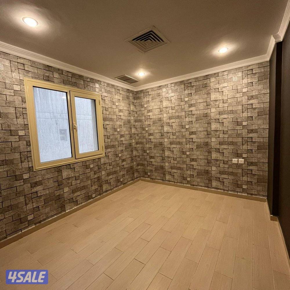 شقة للايجار في صباح السالم قطعة 11