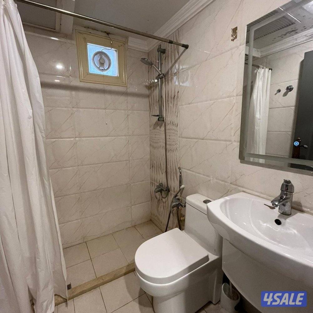 شقة للايجار في صباح السالم قطعة 17