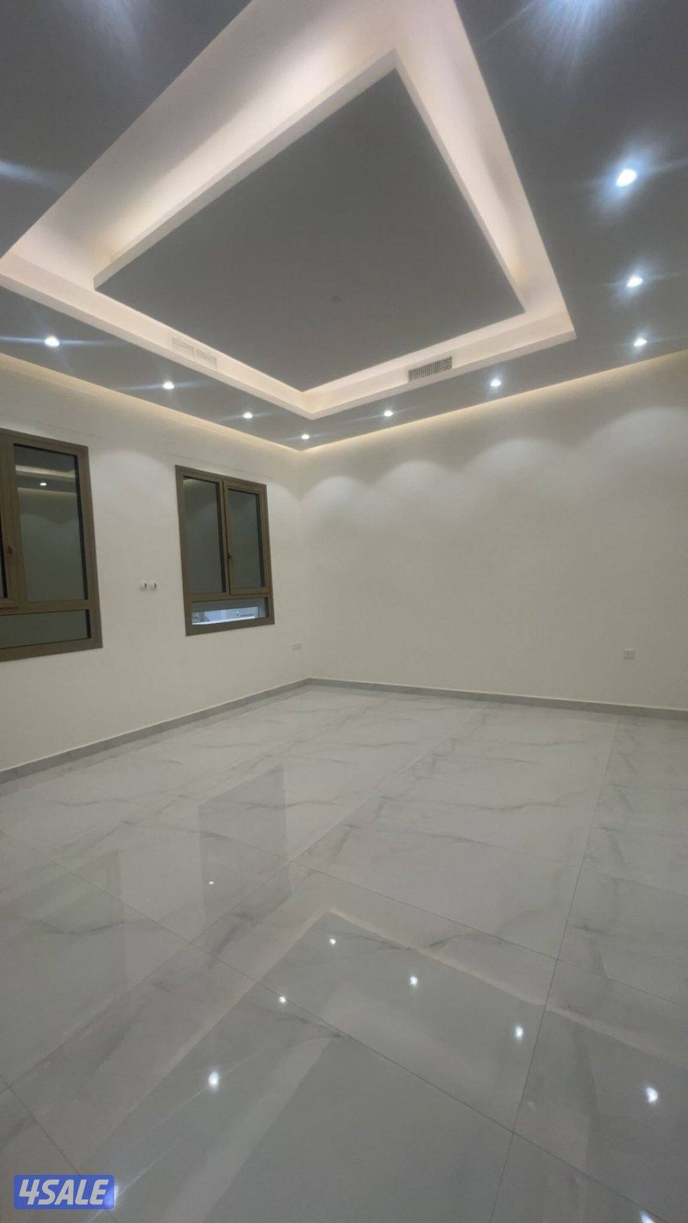 للإيجار شقق غرب وجنوب عبدالله مبارك2