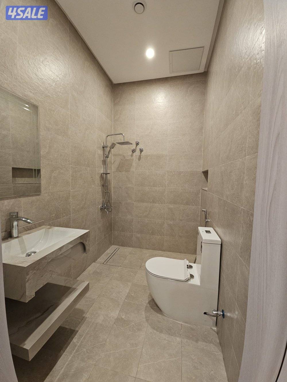 للإيجار شقتين اول ساكن تشطيب فاخرة بالمطلاع ق٣6