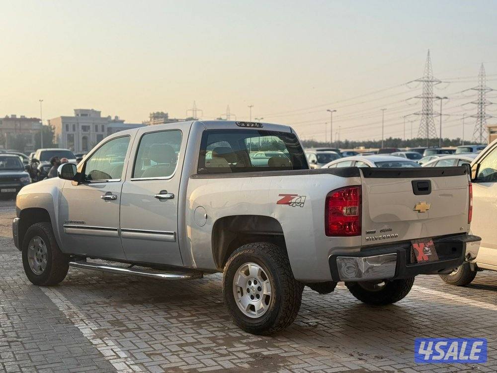 للبيع سييرا غمارتين دبل فر 20112