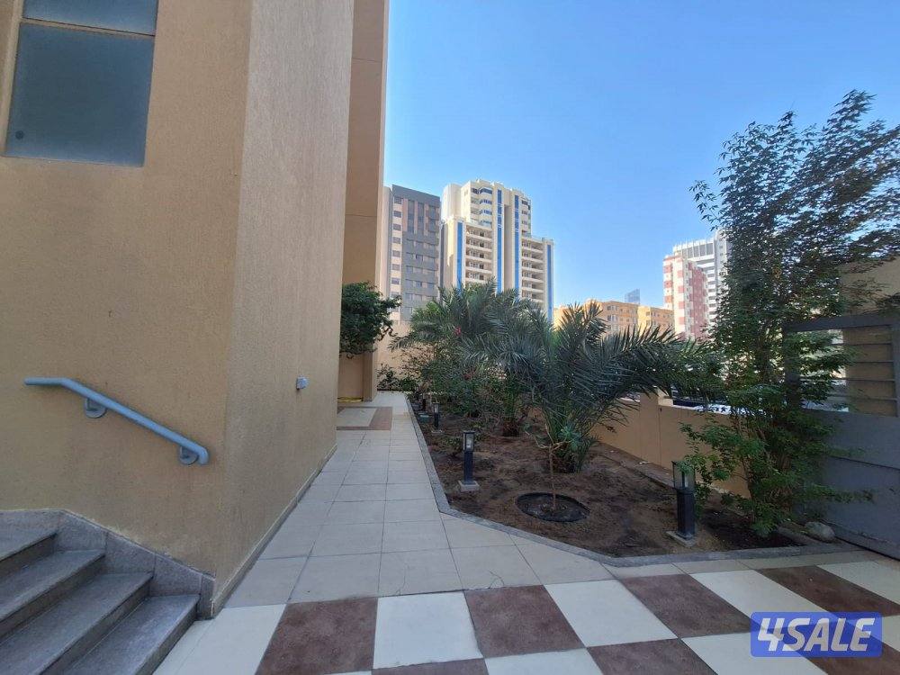 للايجار شقة راقيه في بنيد القار2