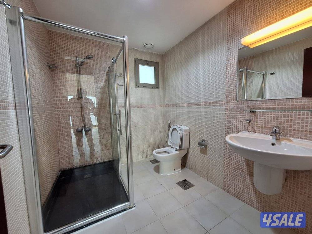 للايجار شقة راقيه في بنيد القار14