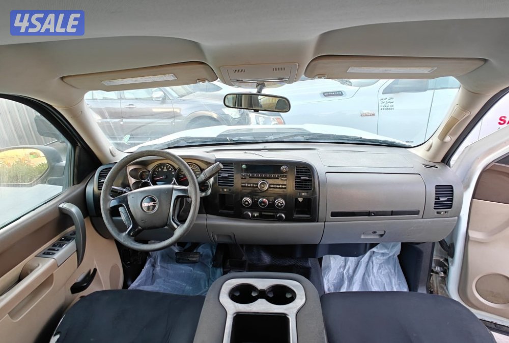 GMC SIERRA 2500HD 4x4 جمس سييرا V8 2500 HD موديل 20138