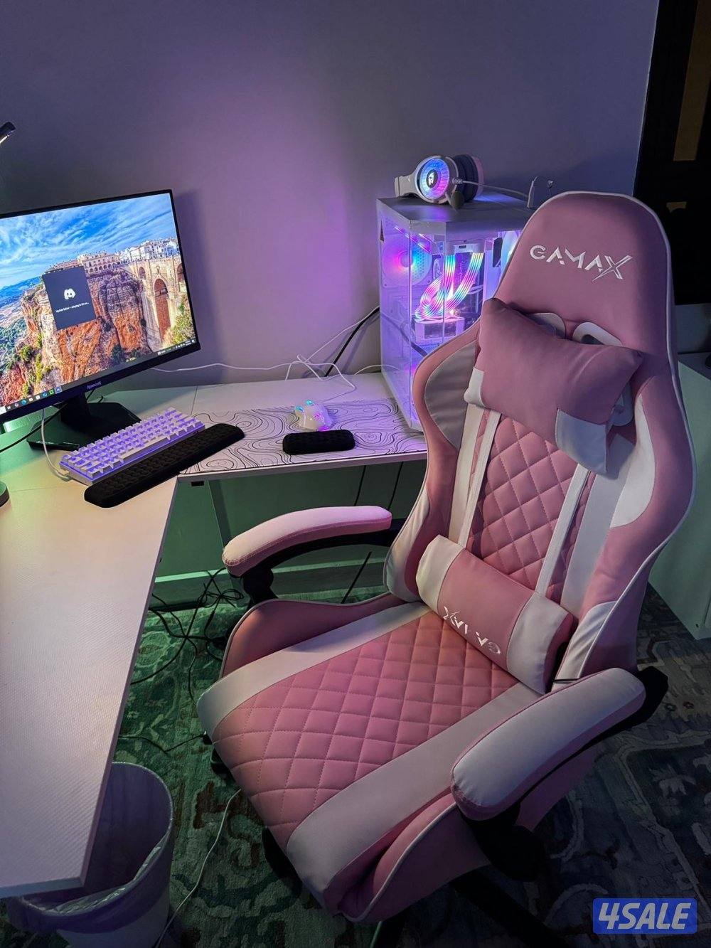 عندك اجهزه بلاستيشن 5 و4 عندك شاشات اكس بوكس ناتيندوا عايز تبيعها نشتر1