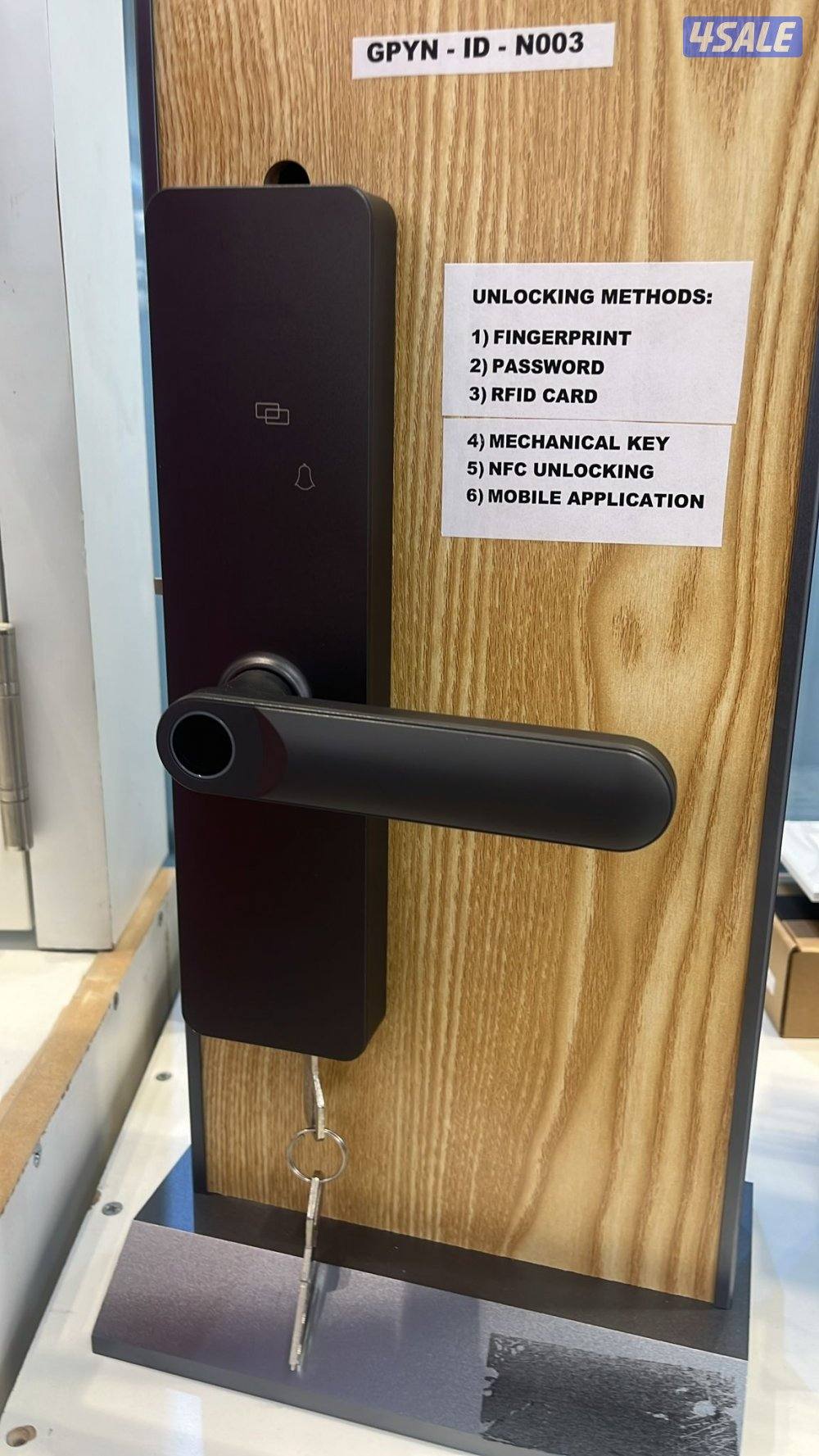 smart lock and swichtes0