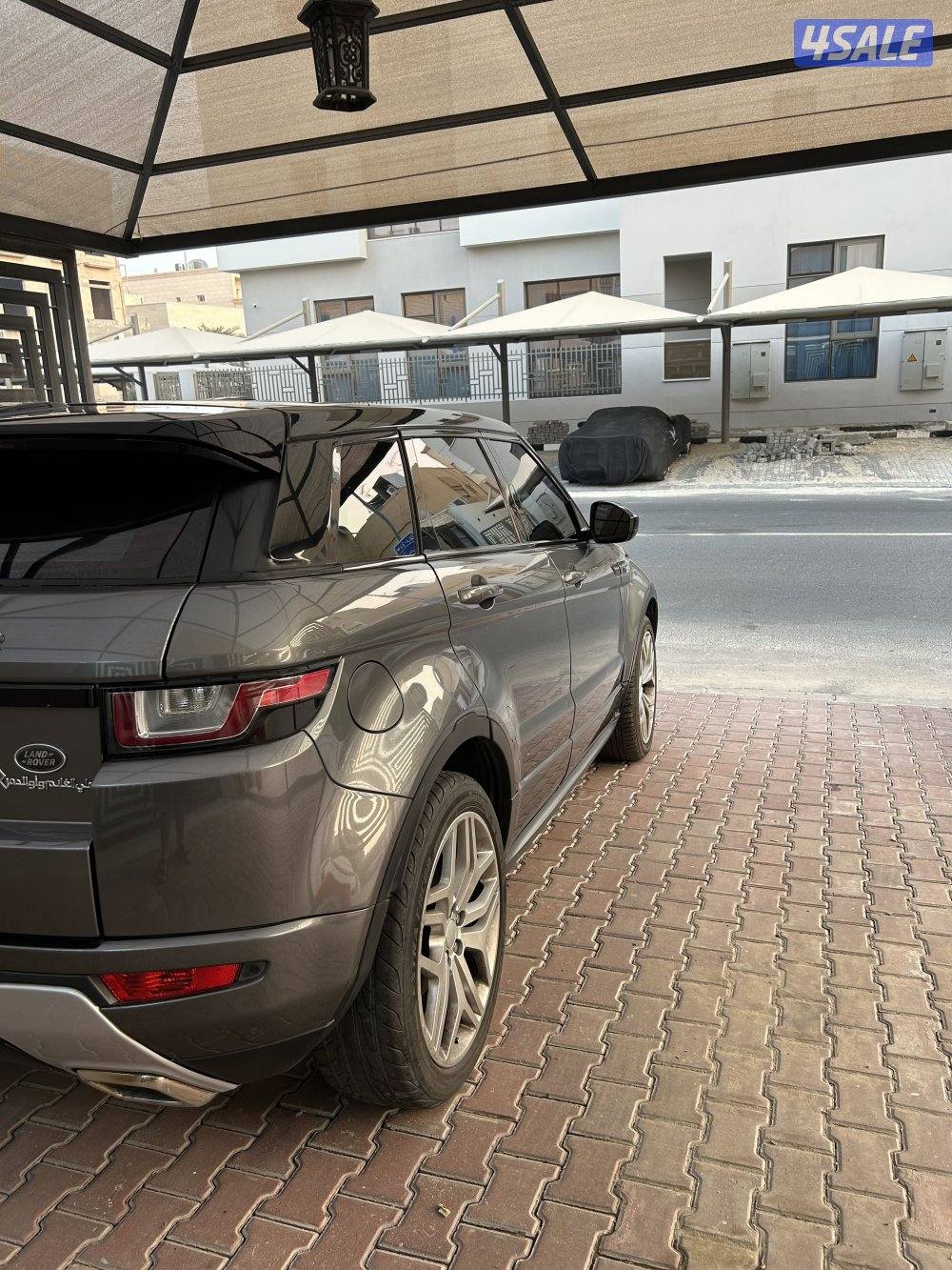 للبيع رنج روفر ايفوك 2017 اعلى فئه بانوراما2