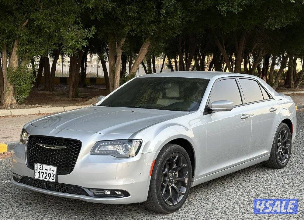 كرايزلر 300C0