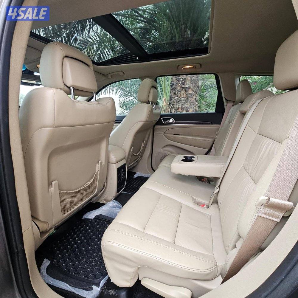 جراند شيروكي اعلا درجه6